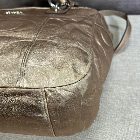 Coach East West F17727 Gallery Embossed Metallic Gold Leather Tote shoulder bag - Picture 8 of 12